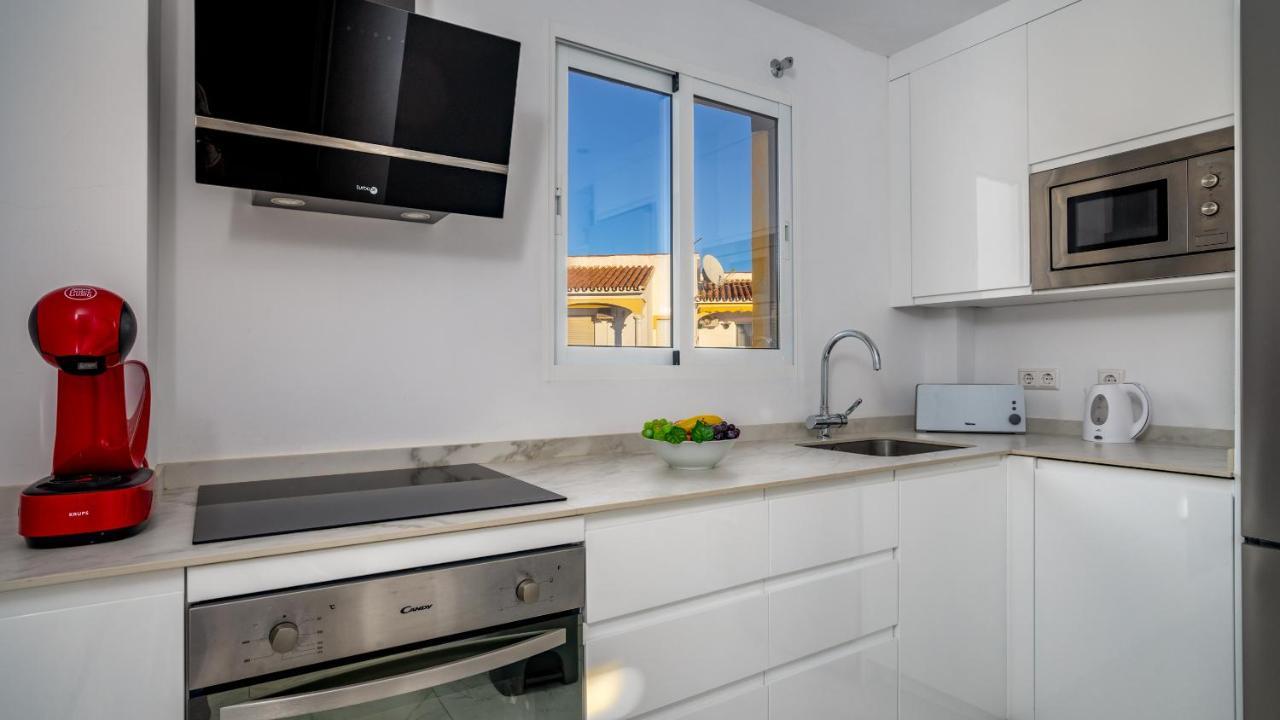 Apartment Miraflores Family With Pool By Costarentals - Ref 146